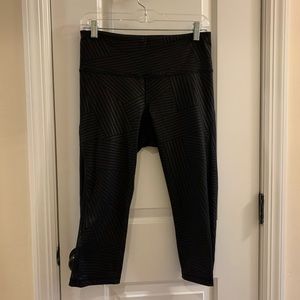 Old Navy Active cropped leggings